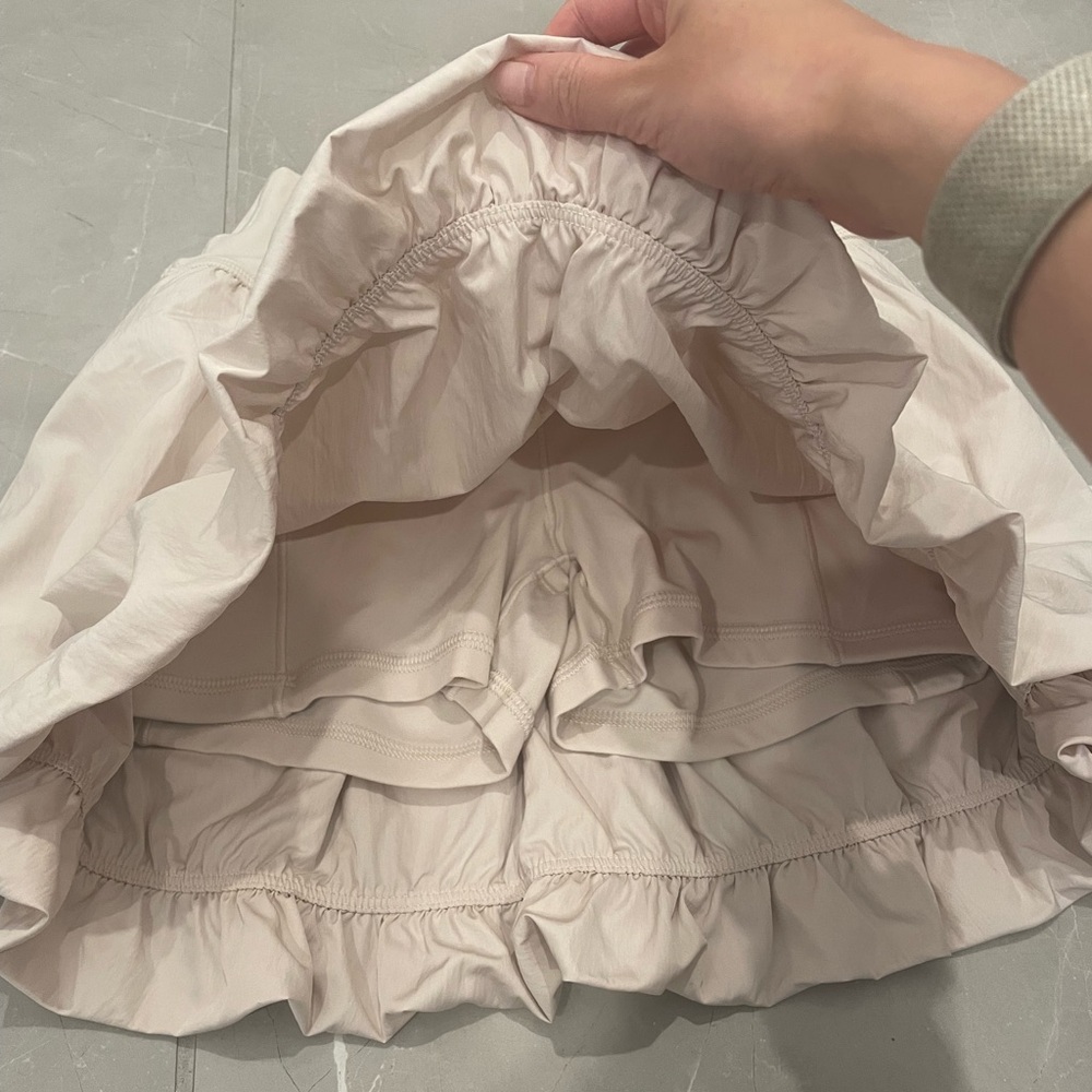 NWT Aerie Real Me Bubble Skirt Cake Batter XS - Picture 4 of 5